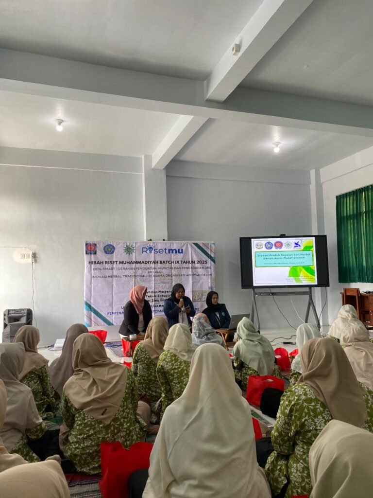 Booster Makanan Bergizi Sehat: Edukasi Lingkungan dan Produk Repalan untuk Cegah DBD