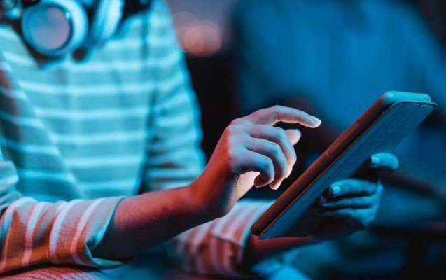 Media Sosial dan Kesehatan Mental yang Perlu Diwaspadai