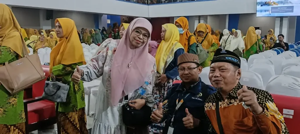 Hangatnya Silaturahmi, Relawan Kontributor PWMU Berkumpul di Halalbihalal PDM Sidoarjo