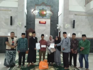 Pensyahadatan Pasangan Suami Istri di Masjid At-Taqwa Blitar Berlangsung Khidmat