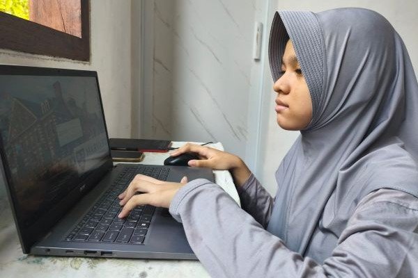 Siswi MTs Muhammadiyah Sumberrejo Borong Triple Gold Medals Tingkat Internasional