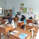 Siswa SMP Muhammadiyah 1 Blitar Kenakan Busana Djadoel saat HUT ke-120 Kota Blitar