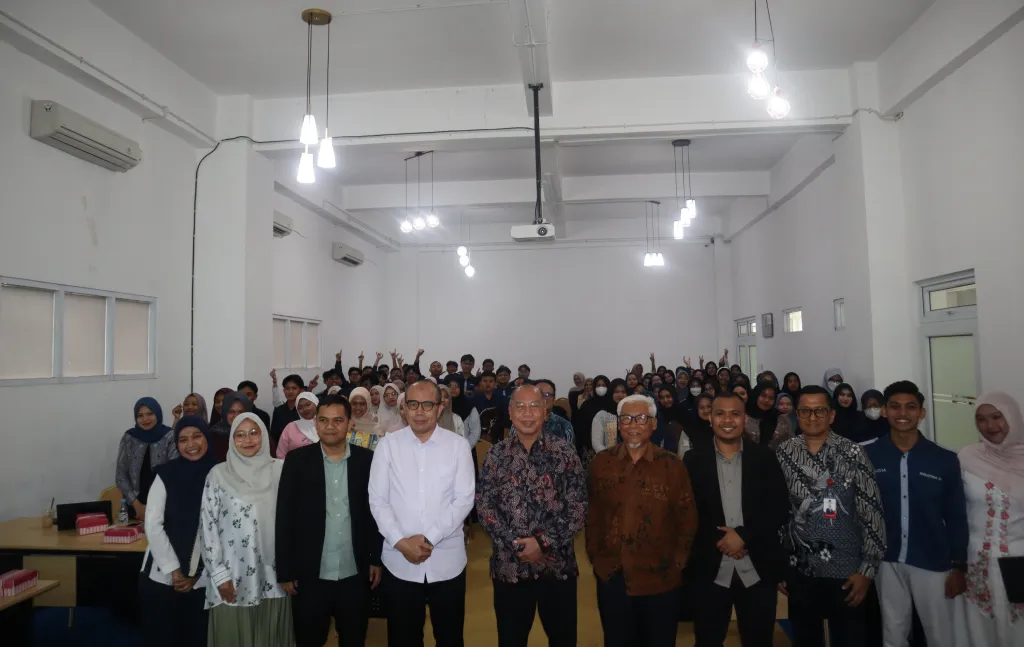 Stadium General UMKT, Prof Sukadiono Kupas Fisiologi Olahraga untuk Performa Optimal