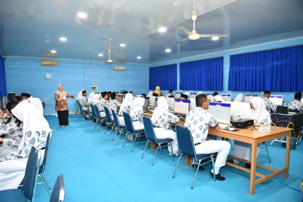 TKA di Riau Berjalan Lancar, Partisipasi Tinggi Perkuat Pemetaan Kemampuan Siswa