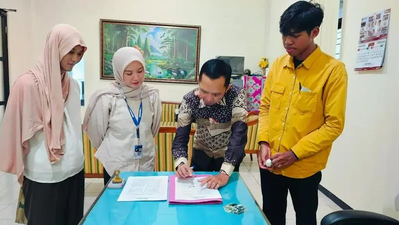 SMA Muhammadiyah 3 Jember dan AIESEC in Universitas Jember Taken MoU Program Global Volunteer