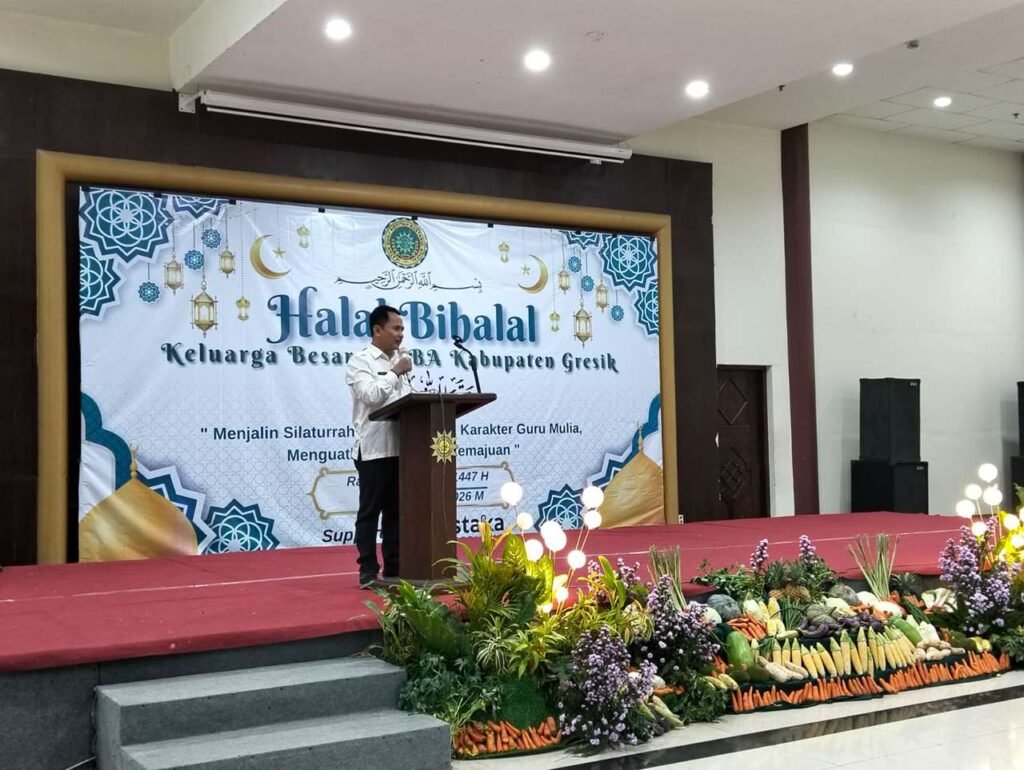 Pengukuhan Pimpinan Cabang IGABA Gresik, Kadis Ajak Guru Bentuk Karakter Anak Sejak Dini