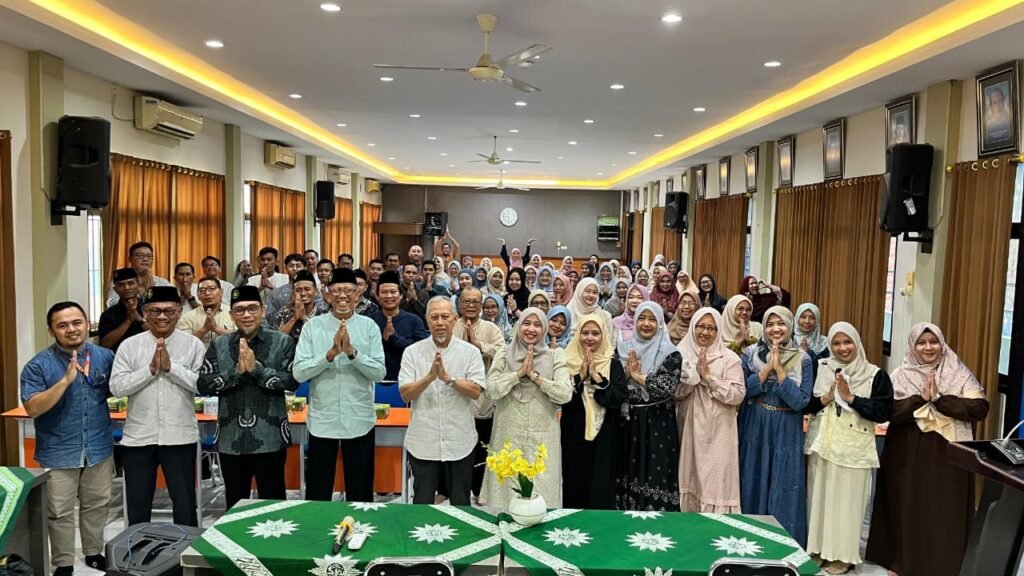 Pererat Silaturahmi, Keluarga Besar SDMM Gelar Halalbihalal Penuh Kehangatan