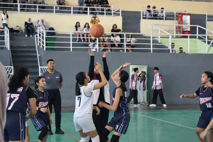 Ketua PERBASI Sidoarjo Resmi Buka Ajang Tahunan M1COSPORT Smamita