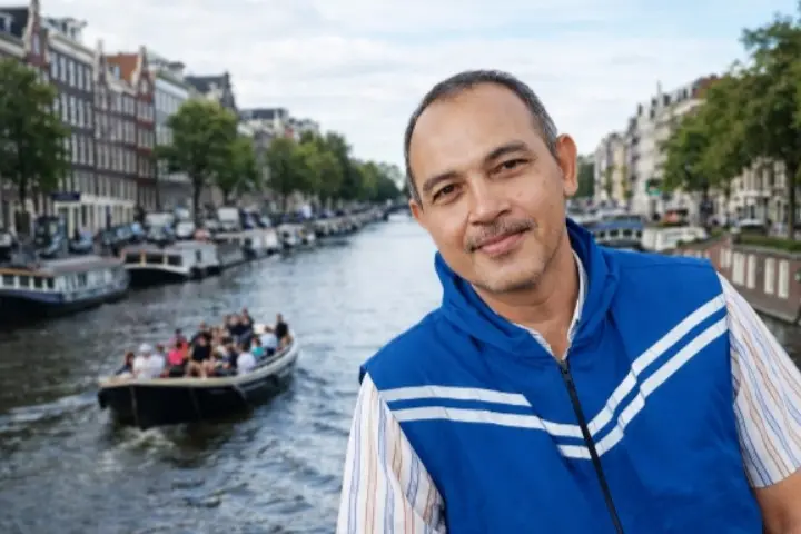 Ironi Anggaran Makan Gratis: Antara Gizi Anak dan Belanja Perangkat Elektronik