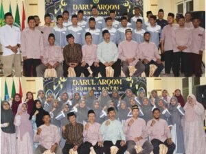 Yudisium Tutup Darul Arqom, Santri Ponpes Modern Paciran Siap Menatap Masa Depan