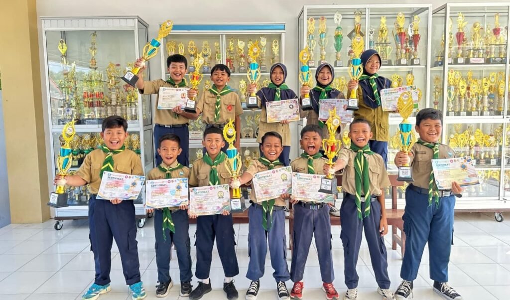 Berkat Prestasi Bertubi-tubi, SD Madya Ambulu Kian Diminati dan Buka Pendaftaran Lebih Awal