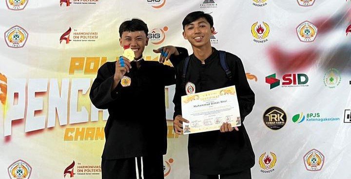 Berawal dari Pesilat Arakan, Siswa Smamsatu Gresik Sabet Emas Piala Direktur Cup POLTEKSI