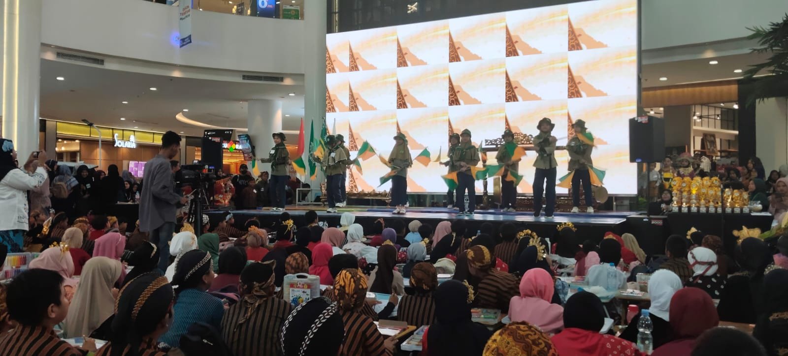 Gandeng TK ABA 34 SD Almadany Show of Force di Icon Mall