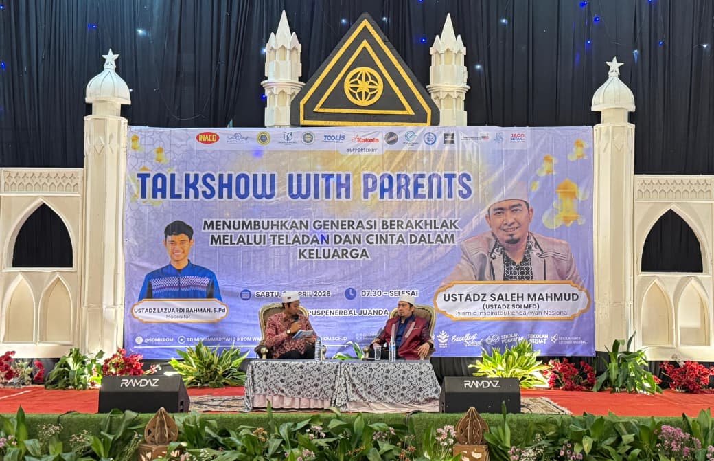 Tumbuhkan Generasi Berakhlak, SD Ikrom Hadirkan Ustadz Solmed dalam Talkshow Parenting