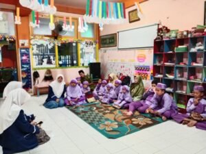 Tumbuhkan Integritas dan Empati, SMP Muhammadiyah 7 Surabaya Perkuat Program Pengabdian Siswa