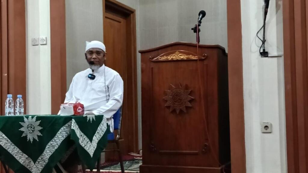 dr. Tjatur Ungkap Kekuatan Teologis dan Medis dalam Mencegah Campak di Pengajian PRM Grabagan