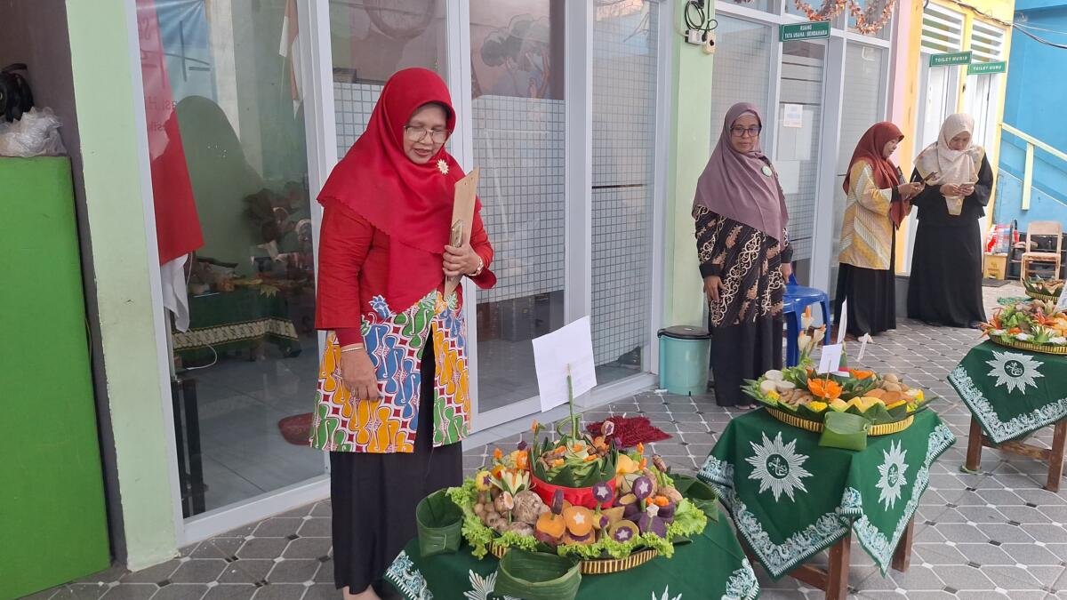 Cara Unik TK Aisyiyah Gresik Ajarkan Cinta Bumi Lewat Polo Pendem