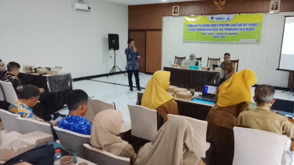 Dosen UMMAD Jadi Narasumber Monev Bantuan UEP-KUBE Dinsos Kabupaten Madiun