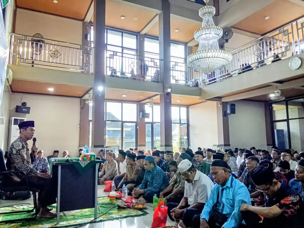 Pengajian Ahad Pagi PCM Tulangan Angkat “Rumus Langit” sebagai Kunci Kehidupan