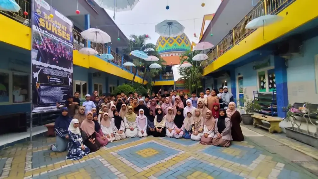 SD Muhammadiyah 1 Krian Gencarkan Pendidikan Karakter Religius Lewat Pembiasaan Sholat Tahajud