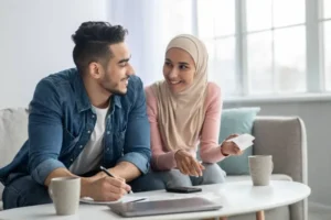 Makna Suami Istri Seperti Pakaian dalam Islam Menurut Al-Qur’an
