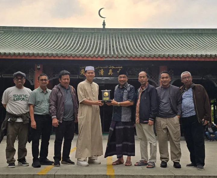 Delegasi PWM Jatim Ziarah di Makam Saad bin Abi Waqqas di Guangzhou