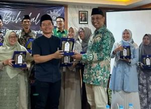 Spemdalas Raih Penghargaan Peningkatan Siswa dari PDM Gresik