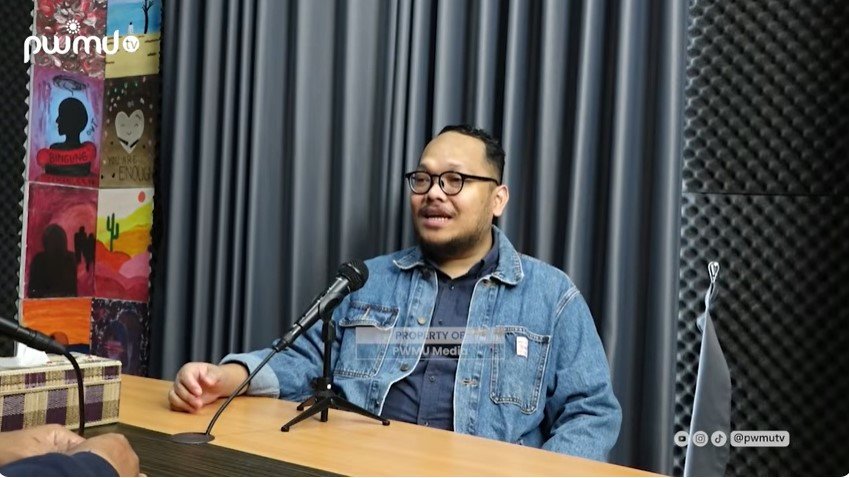 Kisah Inspiratif Satria Unggul: Dari Tukang Rombeng Jadi Dekan Umsura