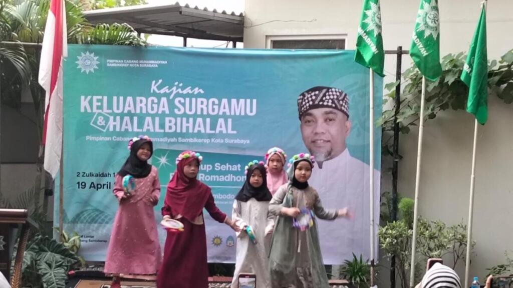 Tarian Anak TK Semarakkan Kajian SurgaMu dan Halalbihalal Muhammadiyah Sambikerep