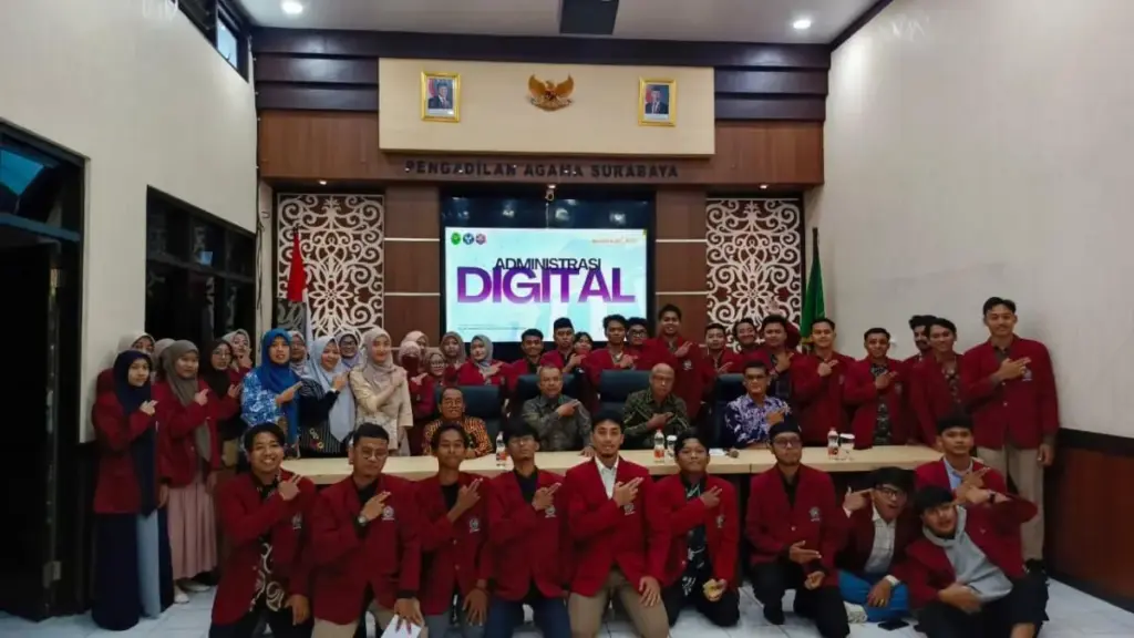 Mahasiswa HKI UMSurabaya Pelajari Administrasi Digital di PA Surabaya