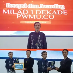 1 Dekade PWMU.CO, Taufiqur Rohman Dinobatkan sebagai Kontributor Terproduktif 2026