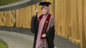 Guru SMA Muha Genteng Raih S2, Siap Tingkatkan Mutu Sekolah