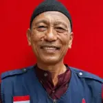 Abdul Wachid: Menyalakan Lilin Pendidikan di Pesisir Labuhan