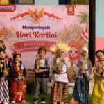Hari Kartini di KB-TK ABA Paiton, Siswa Tampil Bangga Berbusana Nusantara