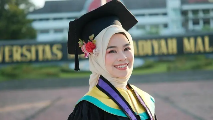 Mahasiswi UMM lulus tanpa skripsi, Kiprah Riri Mengabdi untuk Masyarakat