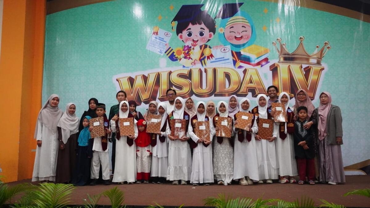 10 Siswa Terbaik SD Muhammadiyah 24 Surabaya Ikuti Wisuda Tahfidz di Smamda Tower