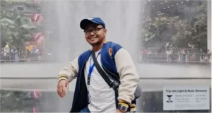 Menua dengan Cahaya Kebijaksanaan