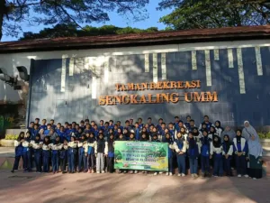 Bangun Kedisiplinan Siswa, SD Muhammadiyah 24 Surabaya Gelar Outbound