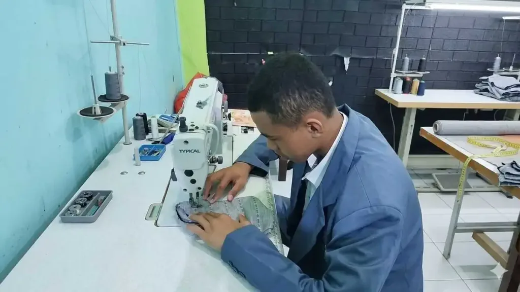 Kisah Afriadi: Dari Ende ke Paciran Demi Pendidikan Muhammadiyah