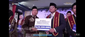 Smamda Sidoarjo Gelontorkan Puluhan Juta Rupiah untuk Siswa Berprestasi Nasional dan Internasional