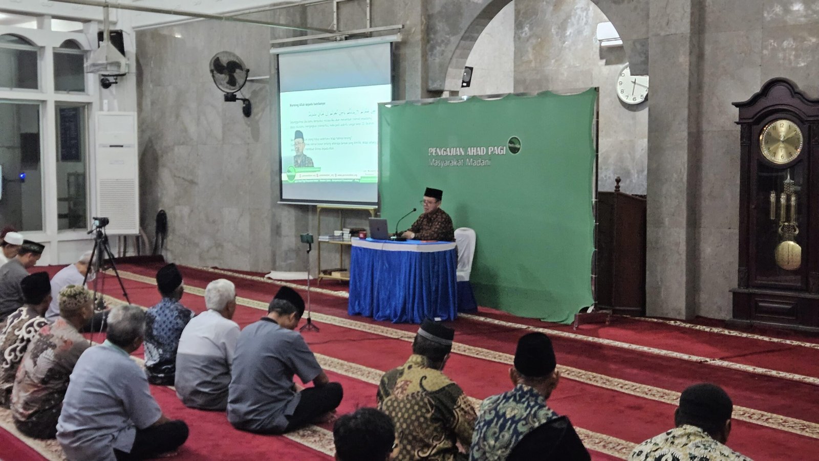 Pengajian Ahad Pagi Masyarakat Madani: Tadabbur Surat Al-Kautsar