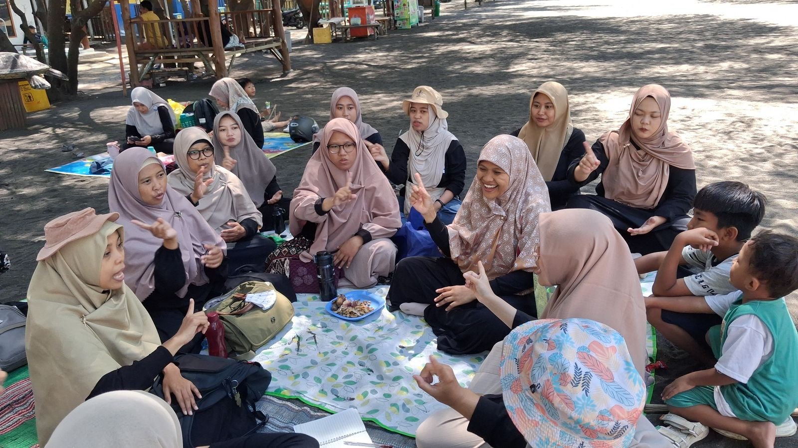 PDNA Banyuwangi Sukses Gelar ‘Bonding with Earth’ Lewat Dialog Inklusif