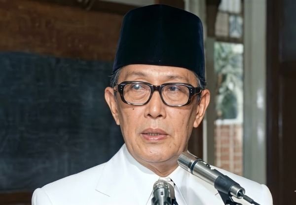 KH M. Anwar Zain: Milik Muhammadiyah dan Umat Islam (1)