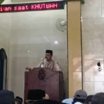 Khotbah Jumat di Masjid Burhanuddin Bahas Makna Umat Islam Wasathan