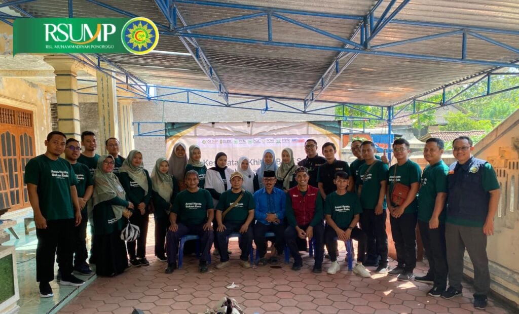 Menengok Baksos Pengobatan Gratis hingga Khitanan Massal RSU Muhammadiyah Ponorogo di Sampung