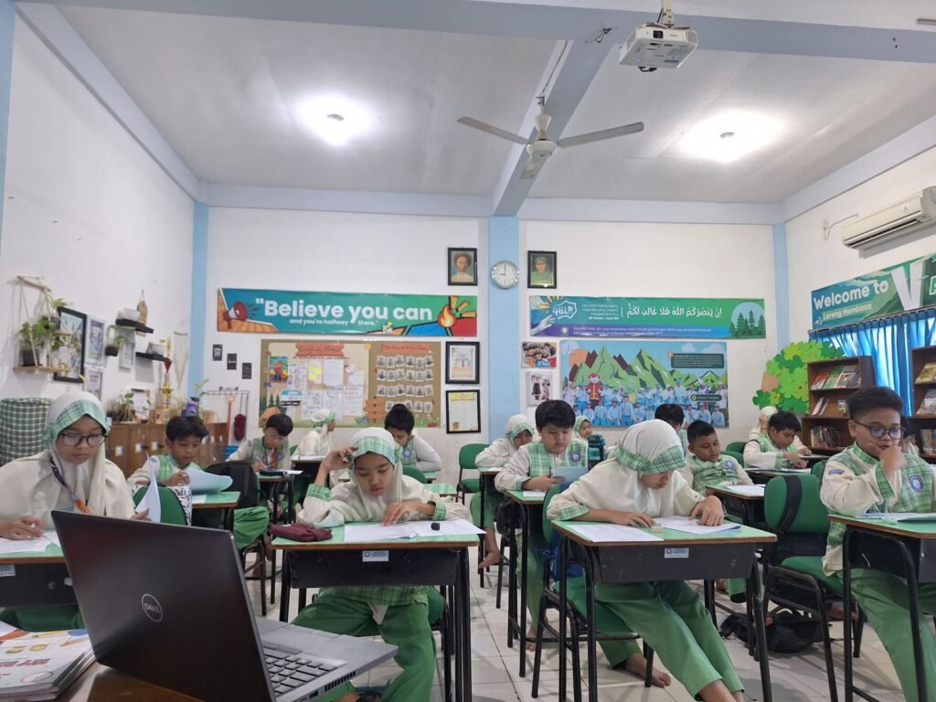 Uji Ketangkasan Berpikir, Siswa SDMM Ikuti Discovery of Champions Ruangguru