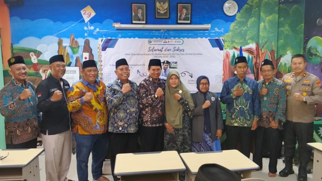 Dilantik sebagai Kepala SD Muhammadiyah 29 Surabaya, Irwan Siap Bawa Inovasi