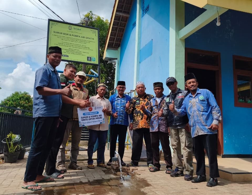Jika Ada Emas dan Air, maka Air dipilih untuk Dakwah Lebih Berarti