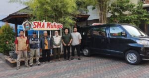 Tim LDK PWM Transit Sejenak di SMA Muhammadiyah 1 Ponorogo untuk Meneruskan Dakwah