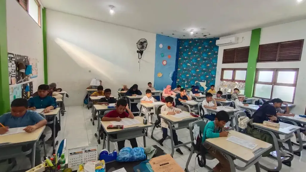 Mengukur Capaian Belajar, Ratusan Siswa SD Almadany Ikuti Evaluasi SAT